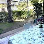 Appartamento Flat With Pool And Garden Bibione